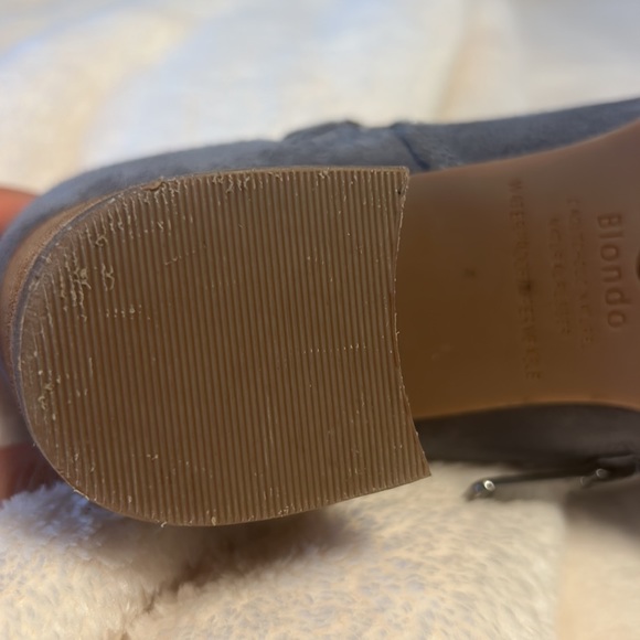 Blondo waterproof booties, size 9 color gray - Picture 7 of 10